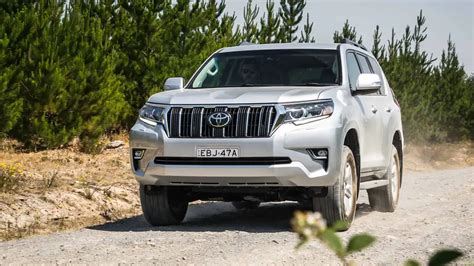 2019 Toyota LandCruiser Prado GXL review .